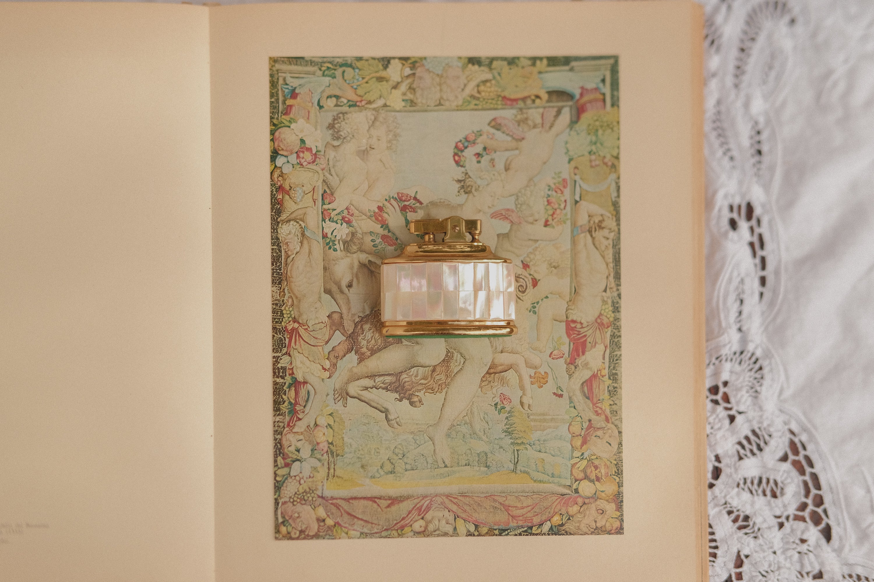 Mother of Pearl CMC Table Lighter