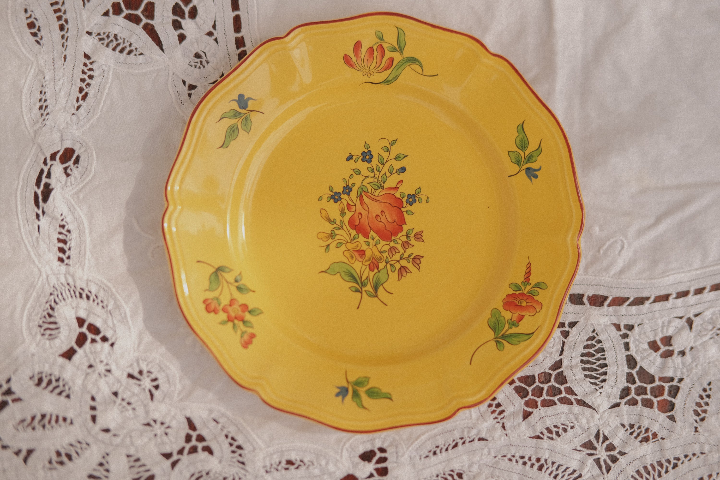 French Floral Ceramic Plate Set - 3 Piece