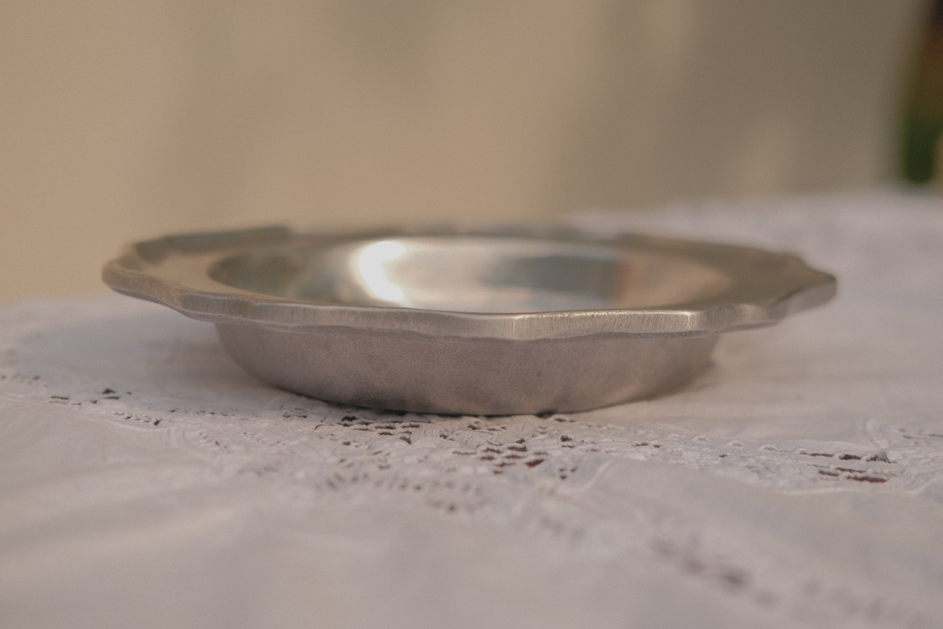 Scalloped Pewtarex Serving Bowl