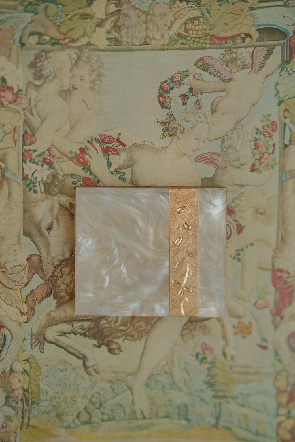 1950's Marhill Mother of Pearl Compact