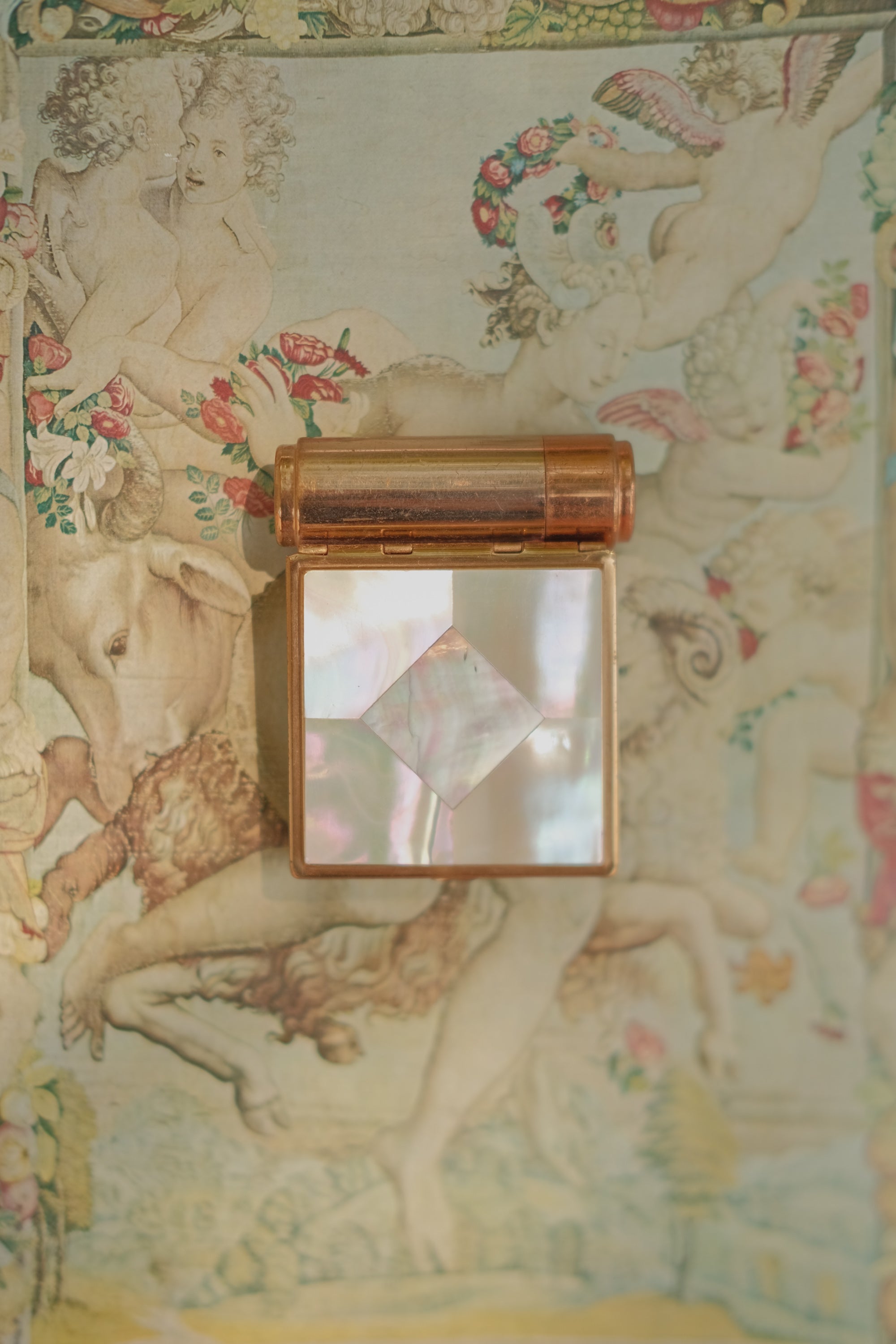 Majestic Mother of Pearl Lipstick Compact