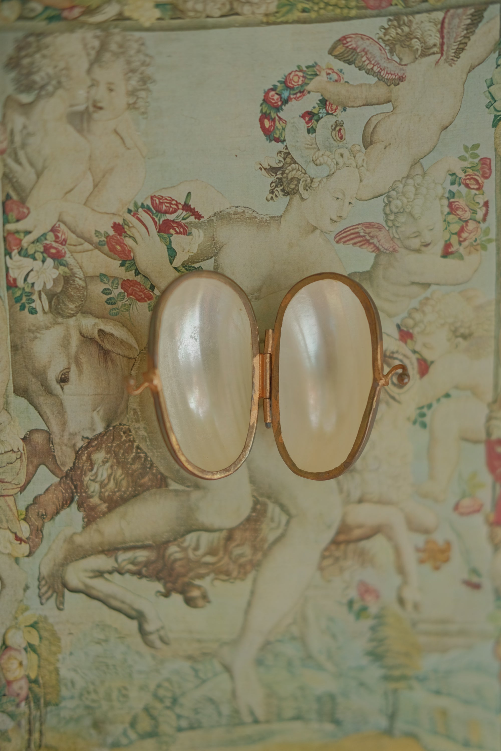 Abalone Mother of Pearl Pill Box