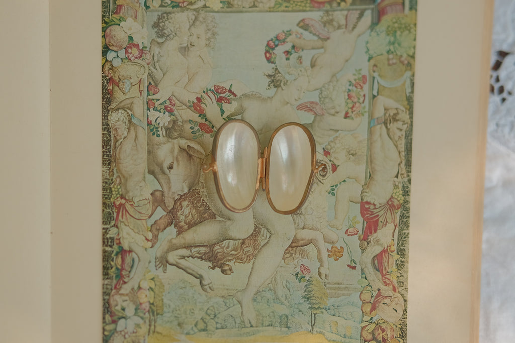 Abalone Mother of Pearl Pill Box