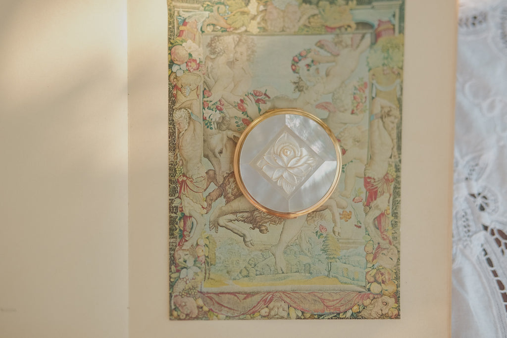 Mother of Pearl Floral Powder Compact