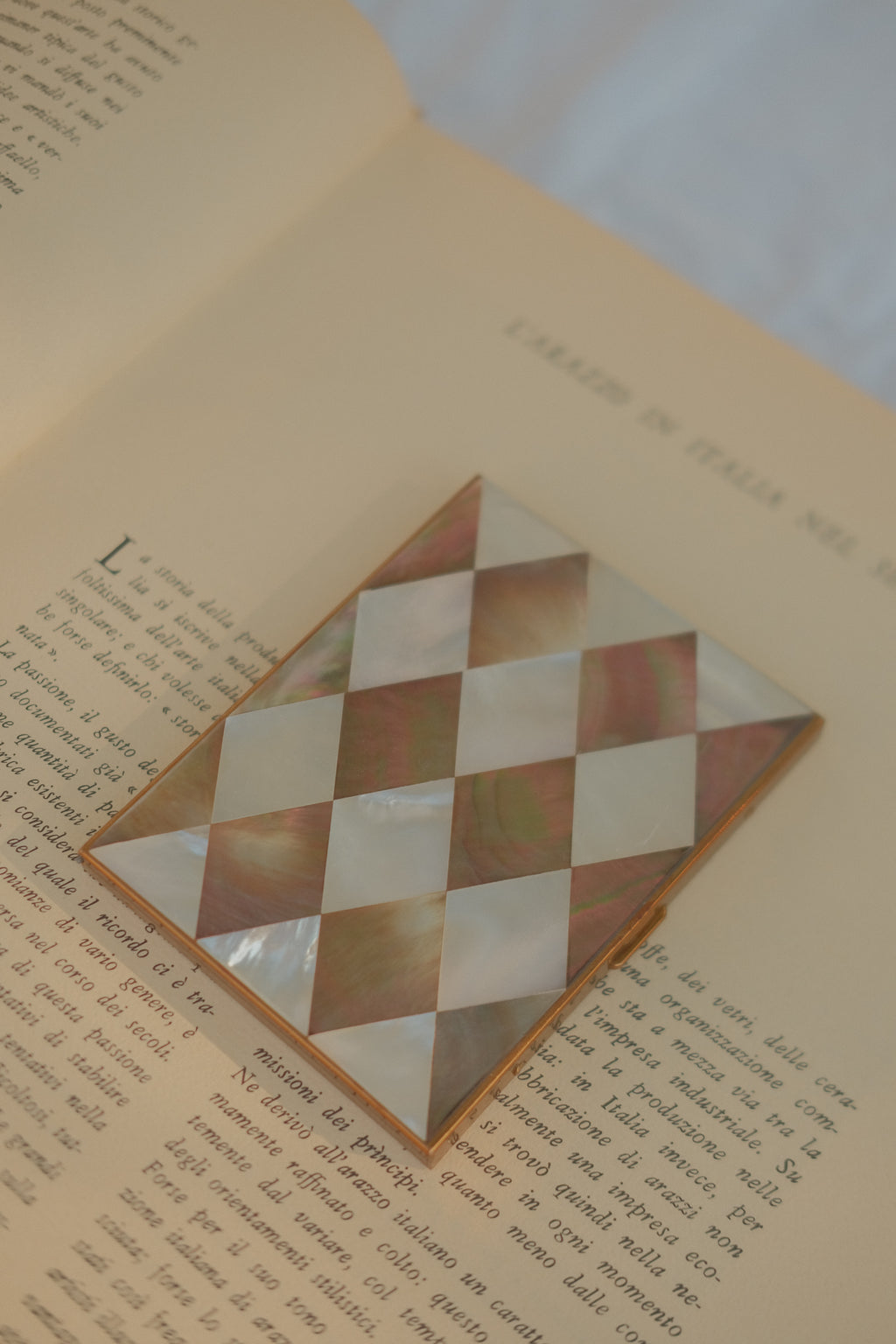 Mother of Pearl Harlequin Card Case