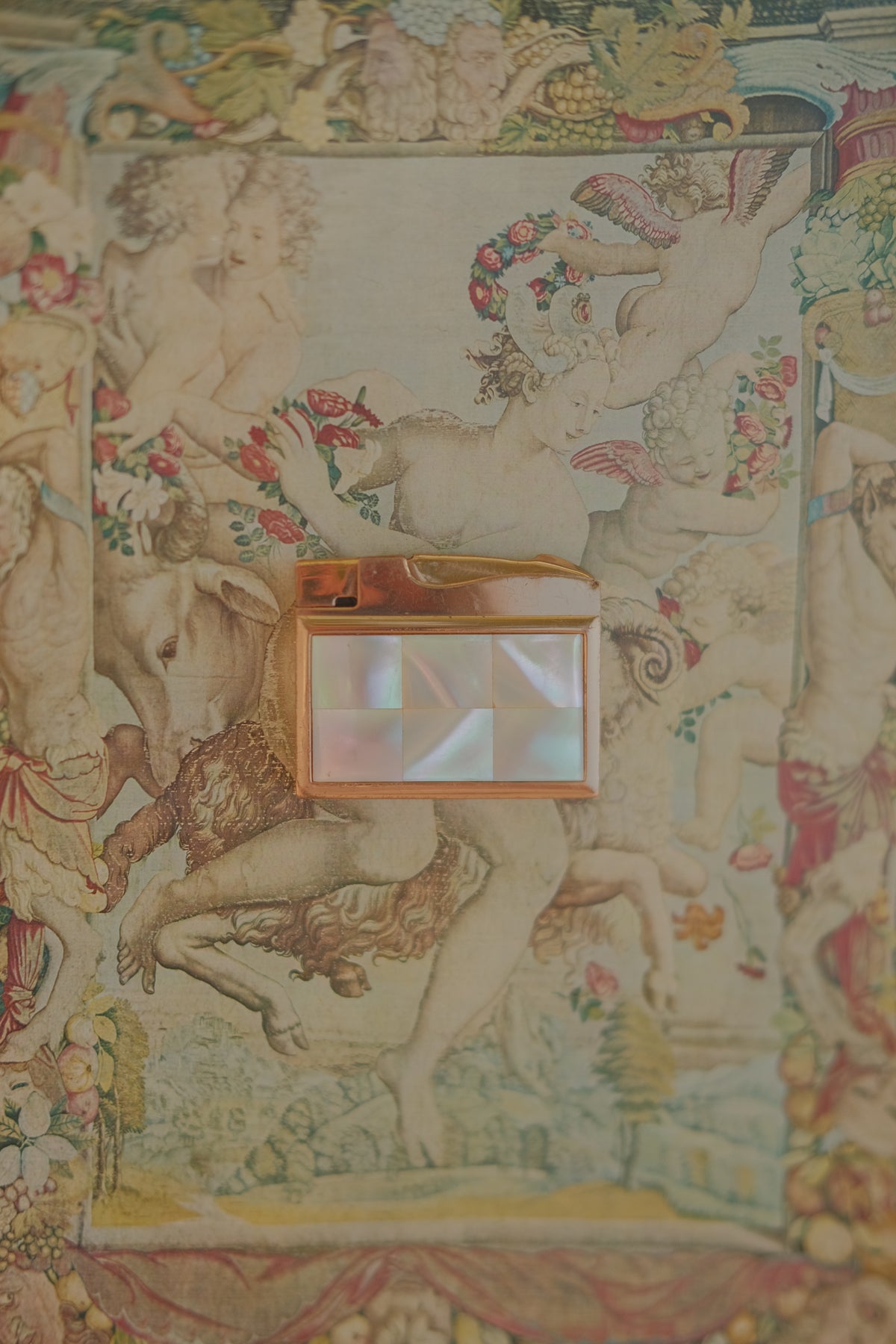 1950's Elgin American Mother of Pearl Lighter