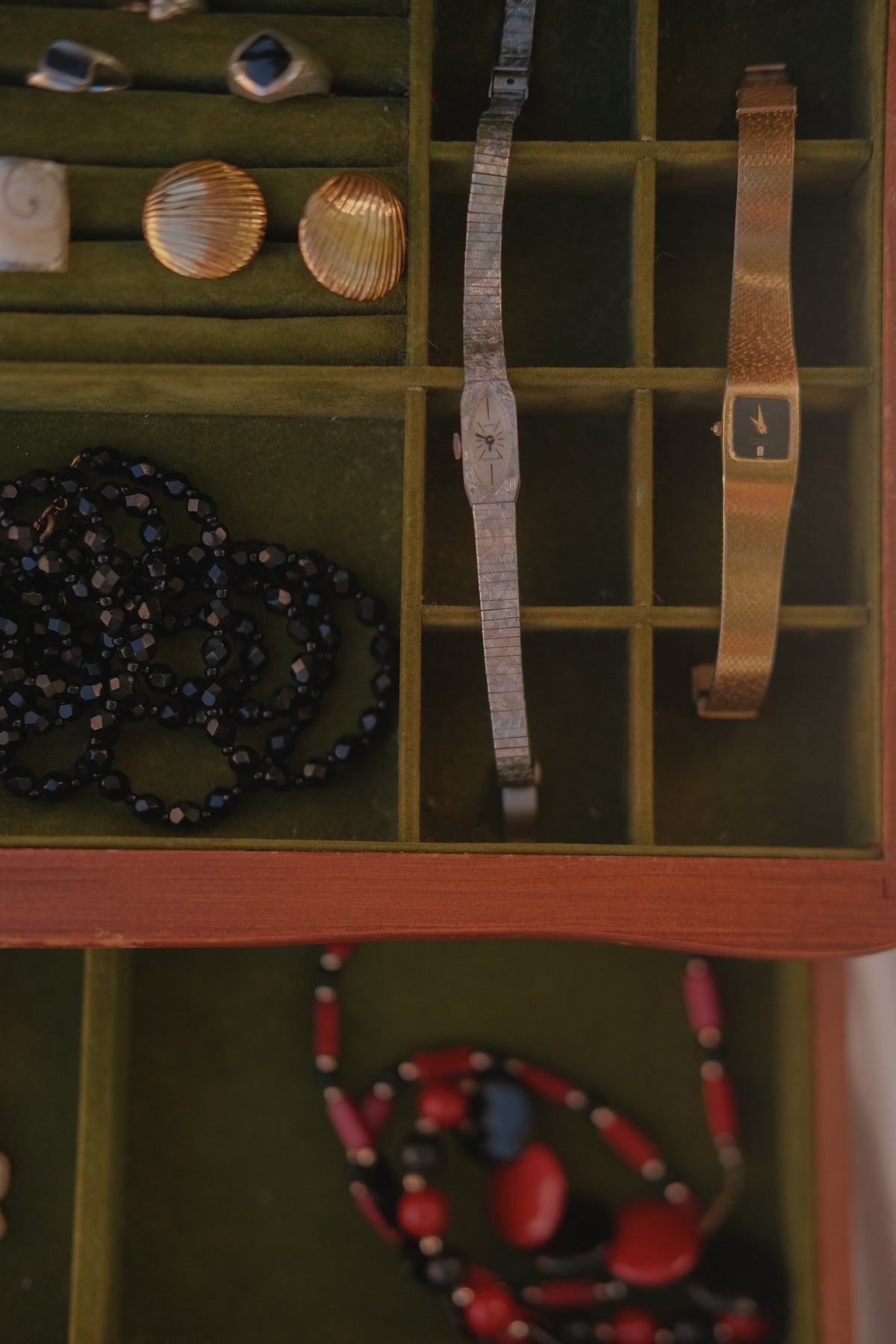London Leather Jewelry Box