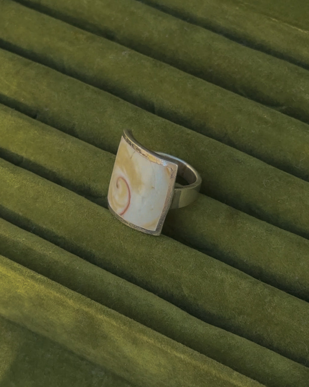 Sterling Silver Ring with Shell Inlay
