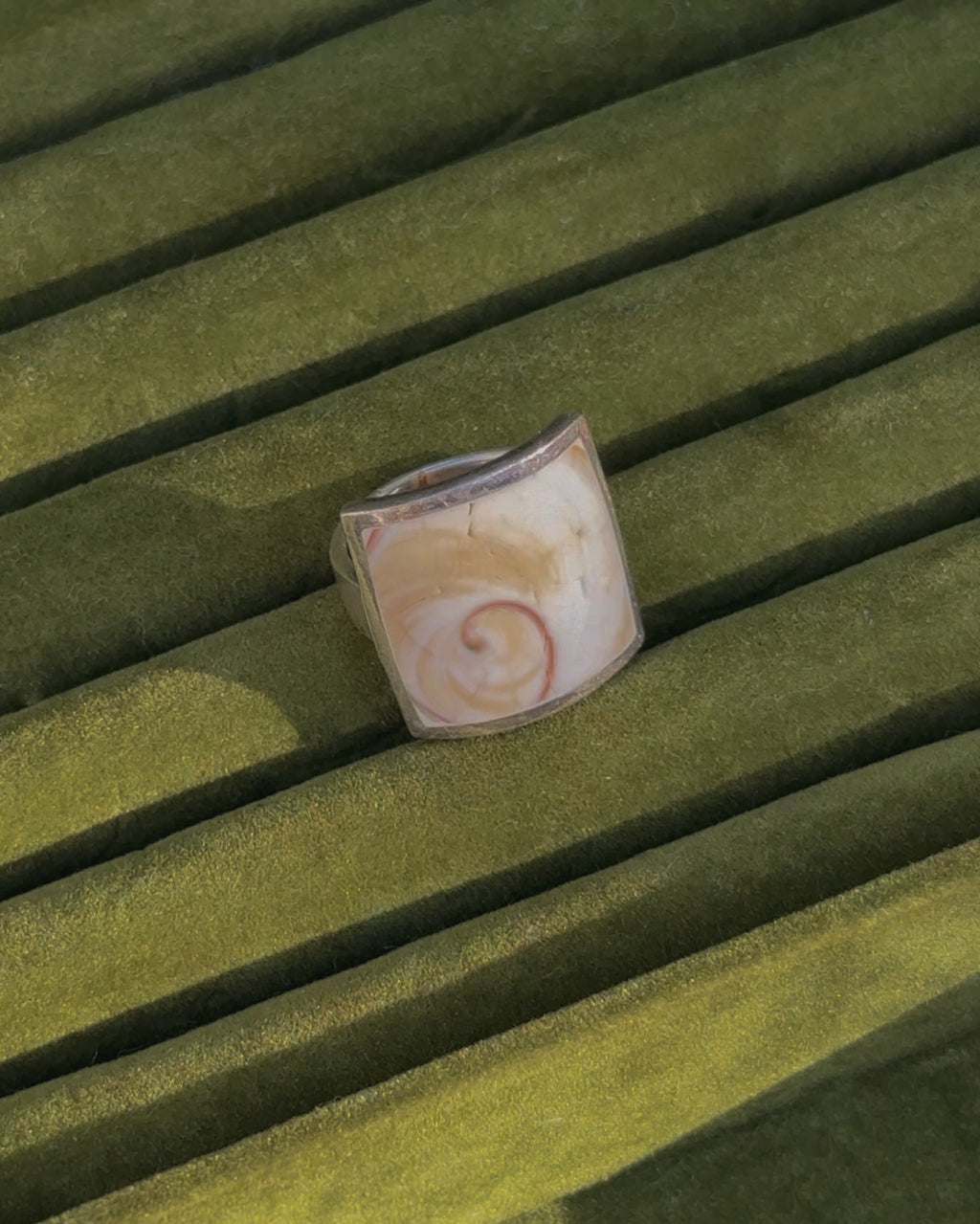 Sterling Silver Ring with Shell Inlay