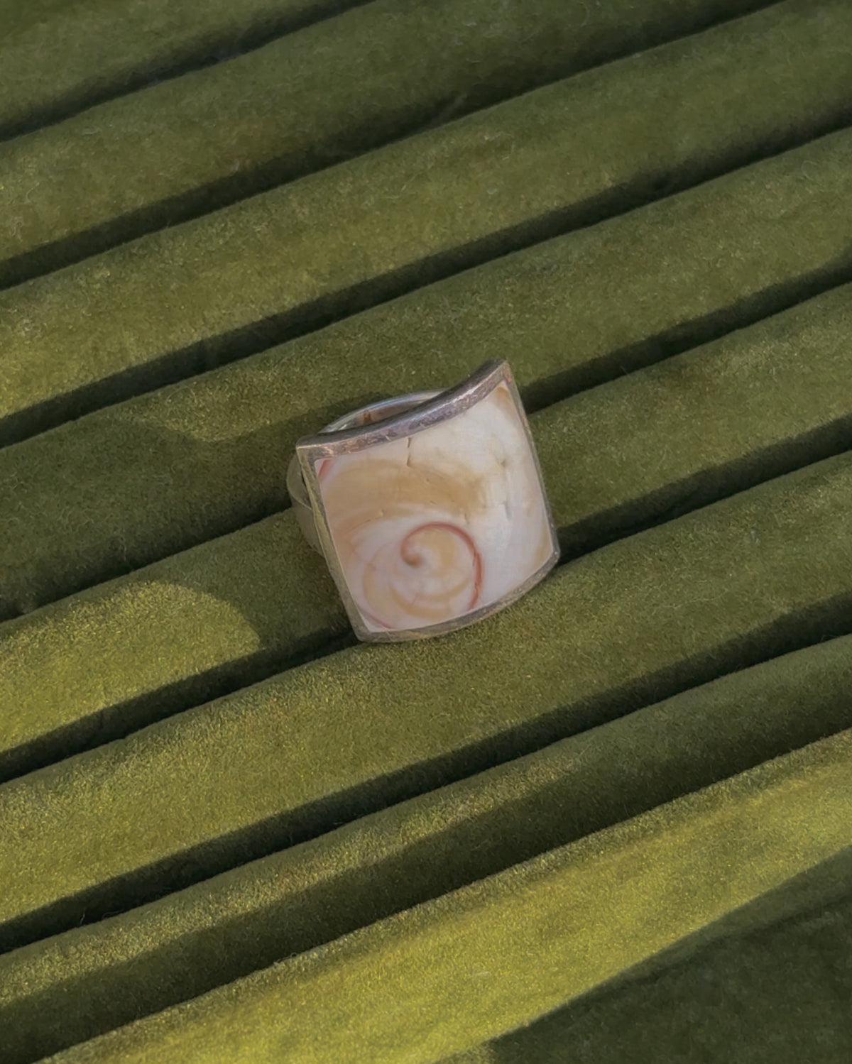 Sterling Silver Ring with Shell Inlay